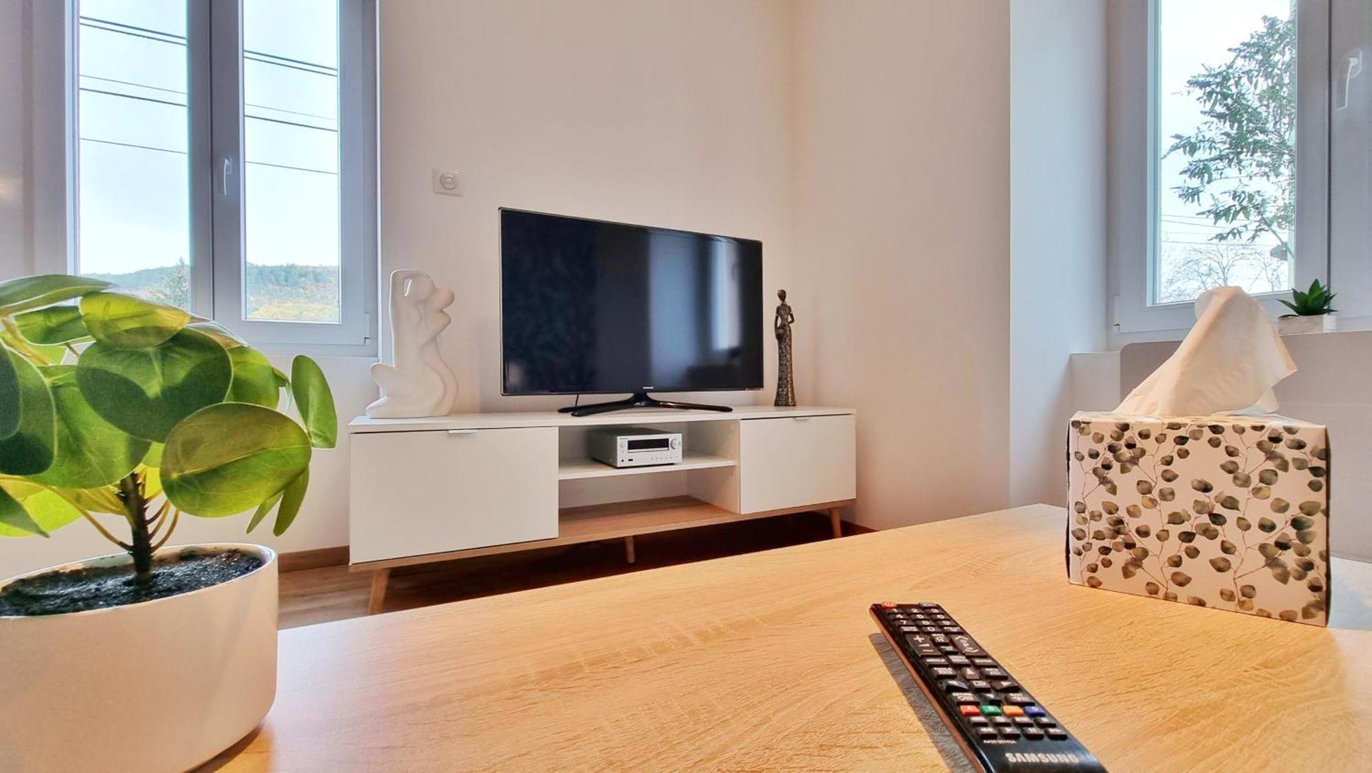La Buhl Verte - Chic Et Moderne - Calme - Fibre - Relax Bnb Zewnętrze zdjęcie